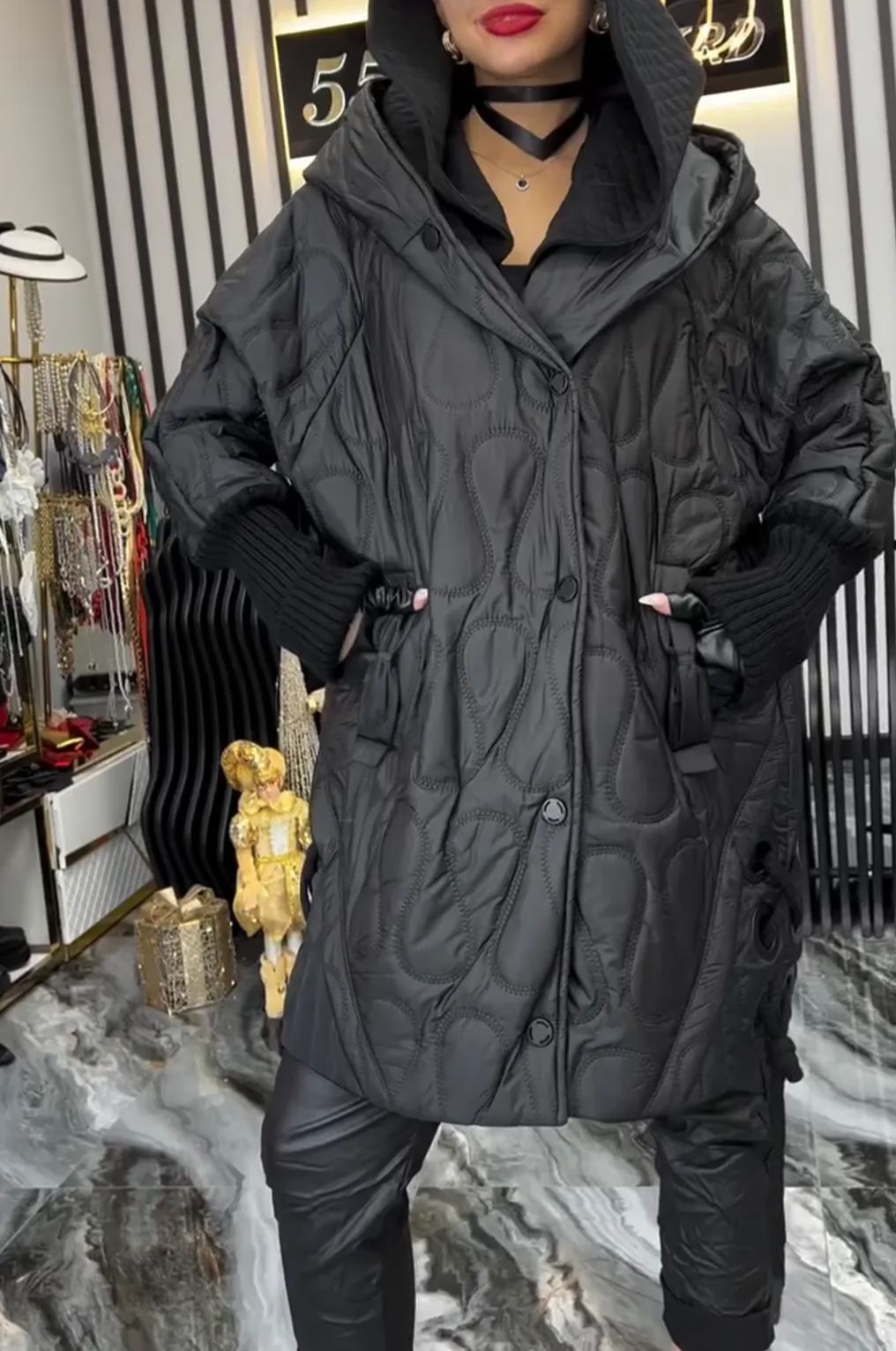[Copy]Beige Plaid Puffer Coat with Oversized Faux Fur Collar