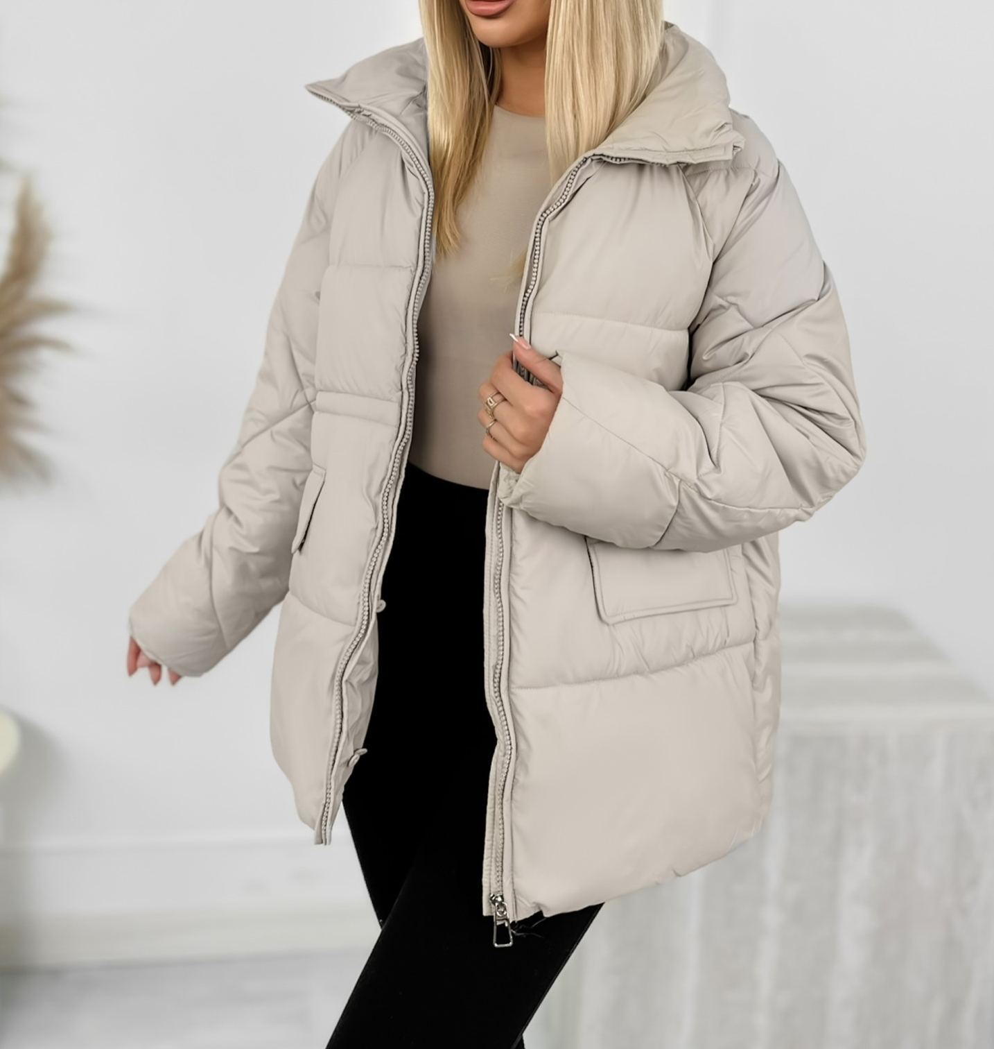 [Copy]Olive  Long Puffer Coat with Faux Fur Hood & Branded Patch