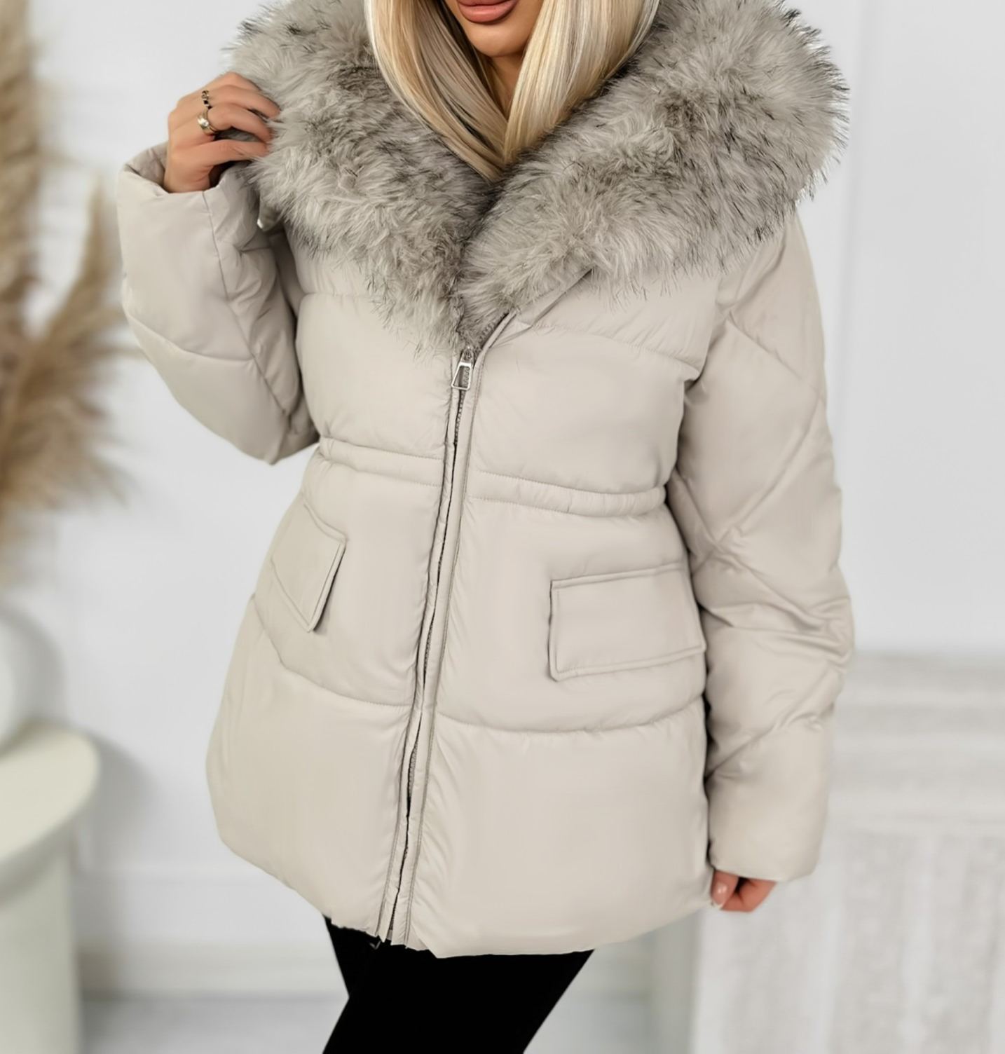 [Copy]Olive  Long Puffer Coat with Faux Fur Hood & Branded Patch