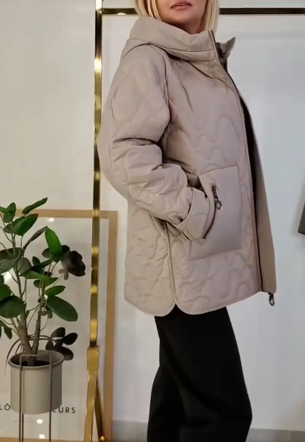 [Copy]Black Oversized Puffer Coat with Hood & Patch Pockets