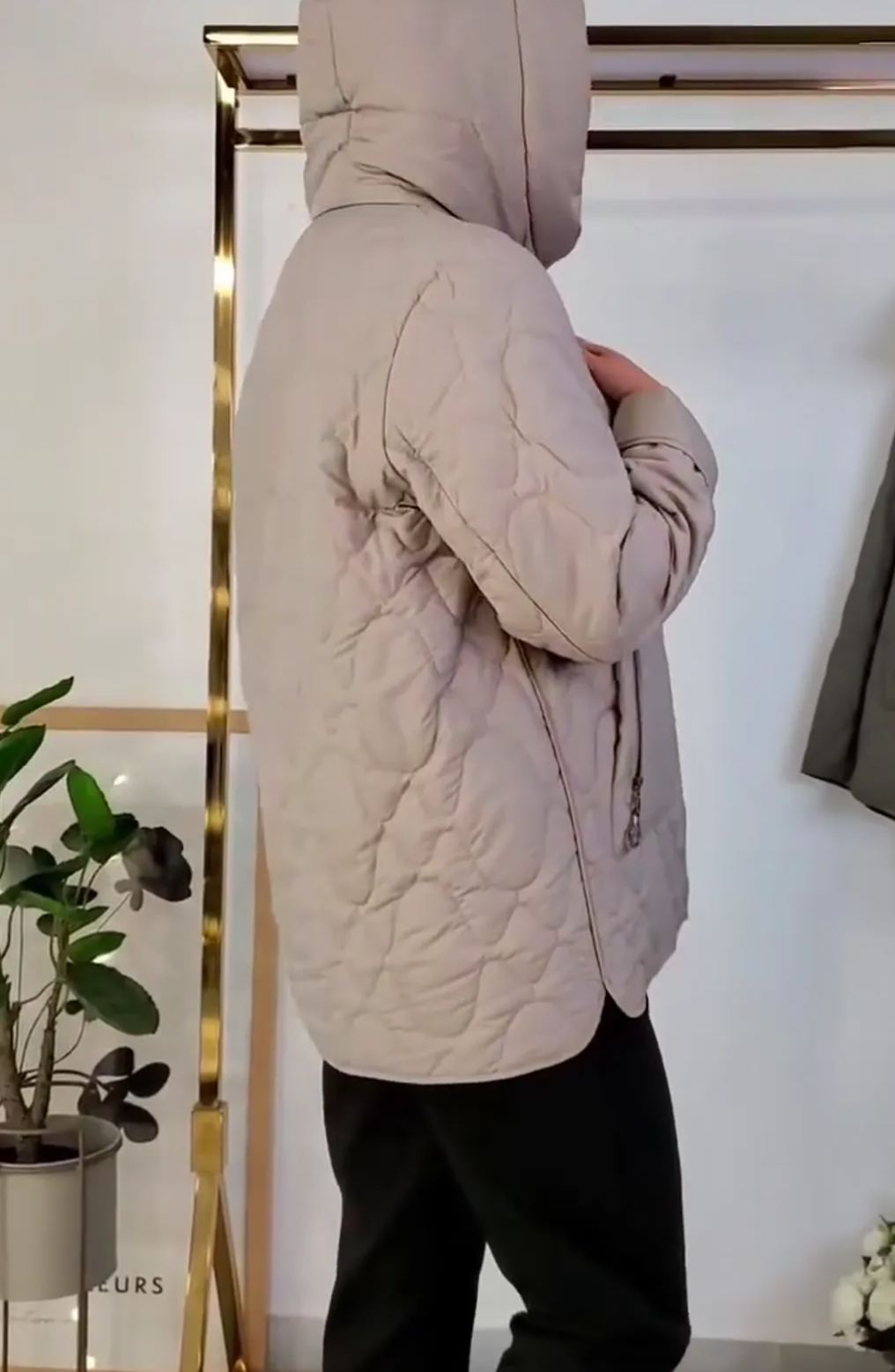 [Copy]Black Oversized Puffer Coat with Hood & Patch Pockets