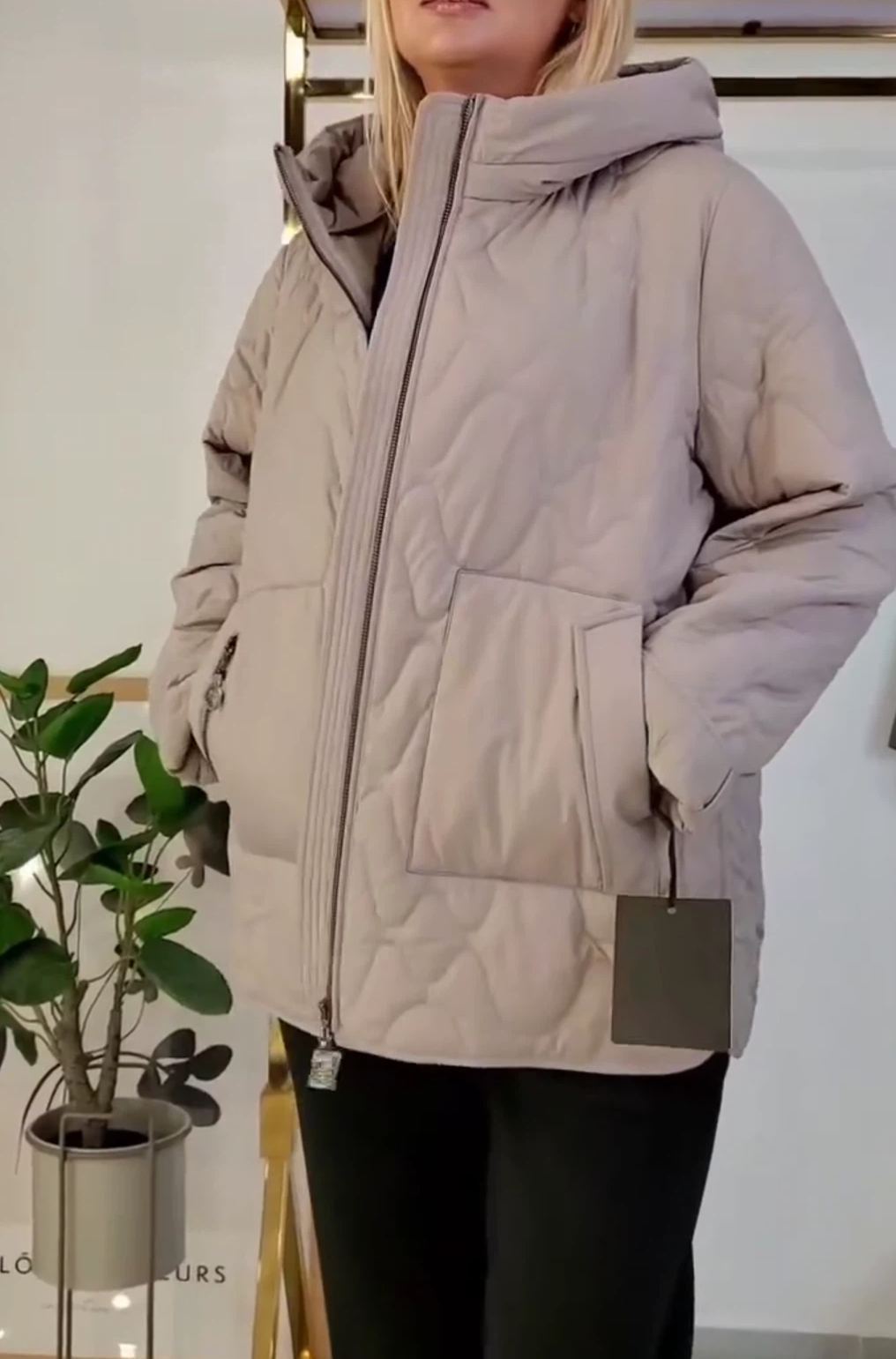 [Copy]Black Oversized Puffer Coat with Hood & Patch Pockets
