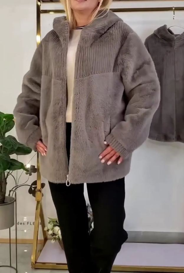 [Copy]Light Beige Quilted Hooded Puffer Coat