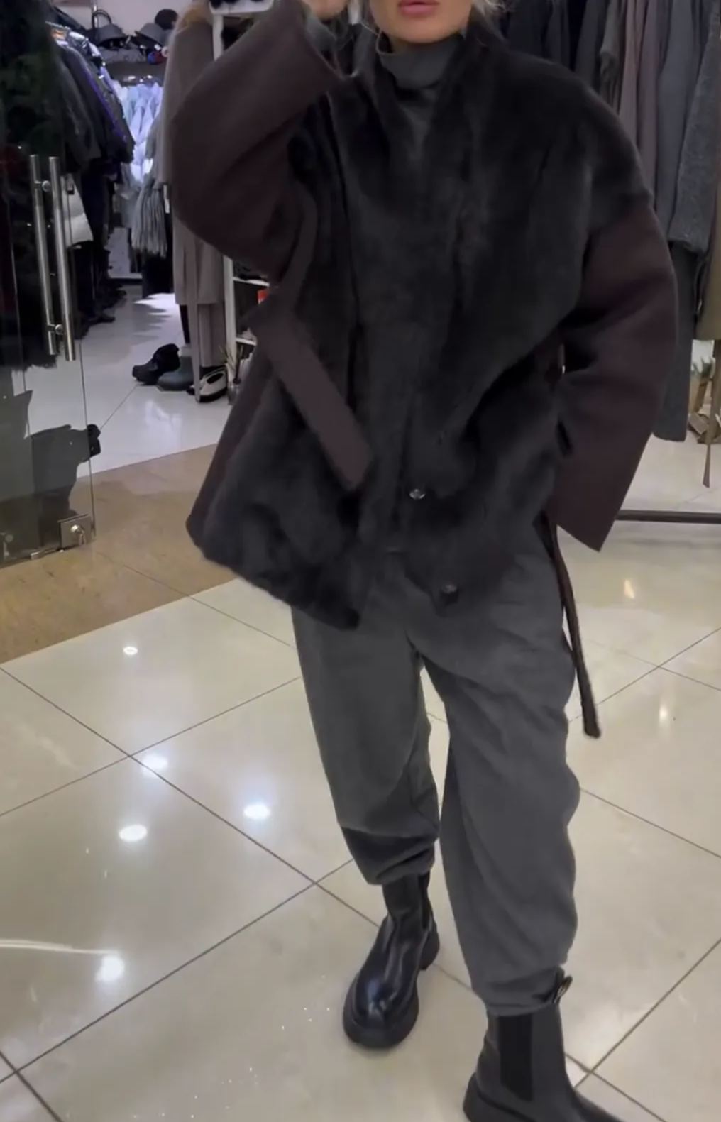 [Copy]Elegant Brown Contrast-Panel Faux Fur Outerwear