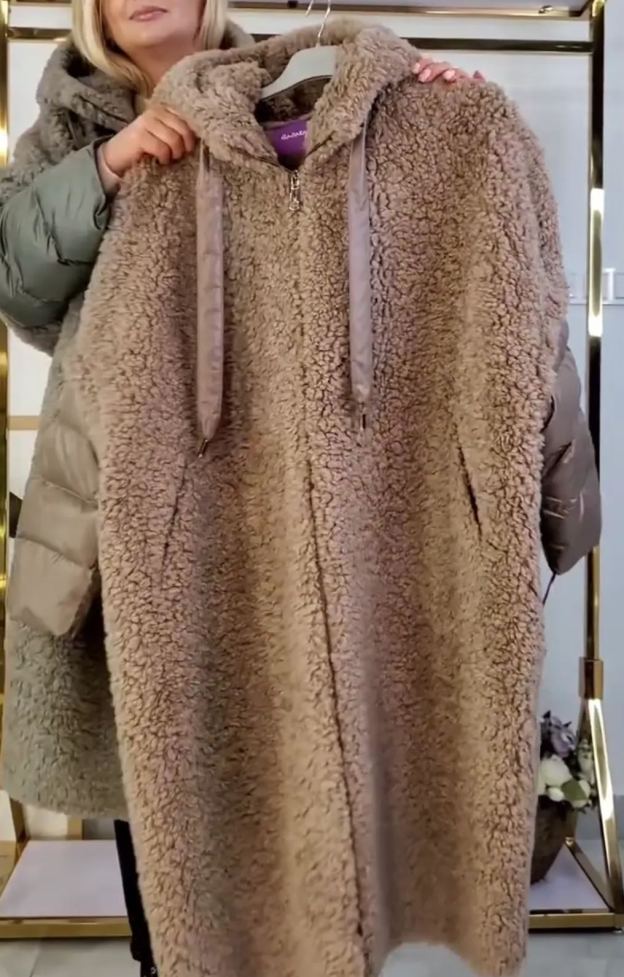 [Copy]Faux Fur Hooded Jacket