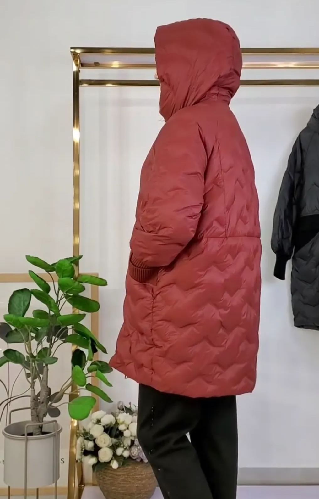 [Copy]Quilted Hooded Down Jacket