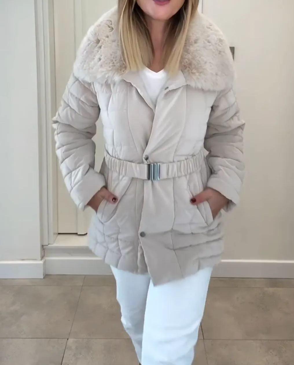[Copy]Cream Hooded Puffer Coat