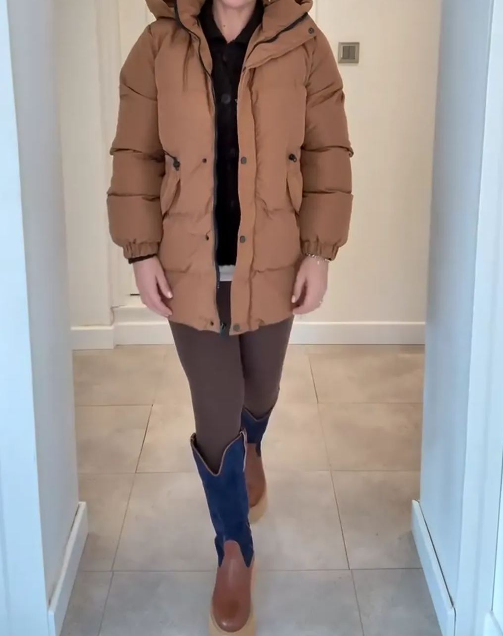 [Copy]Taupe Quilted Coat with Faux Fur Collar