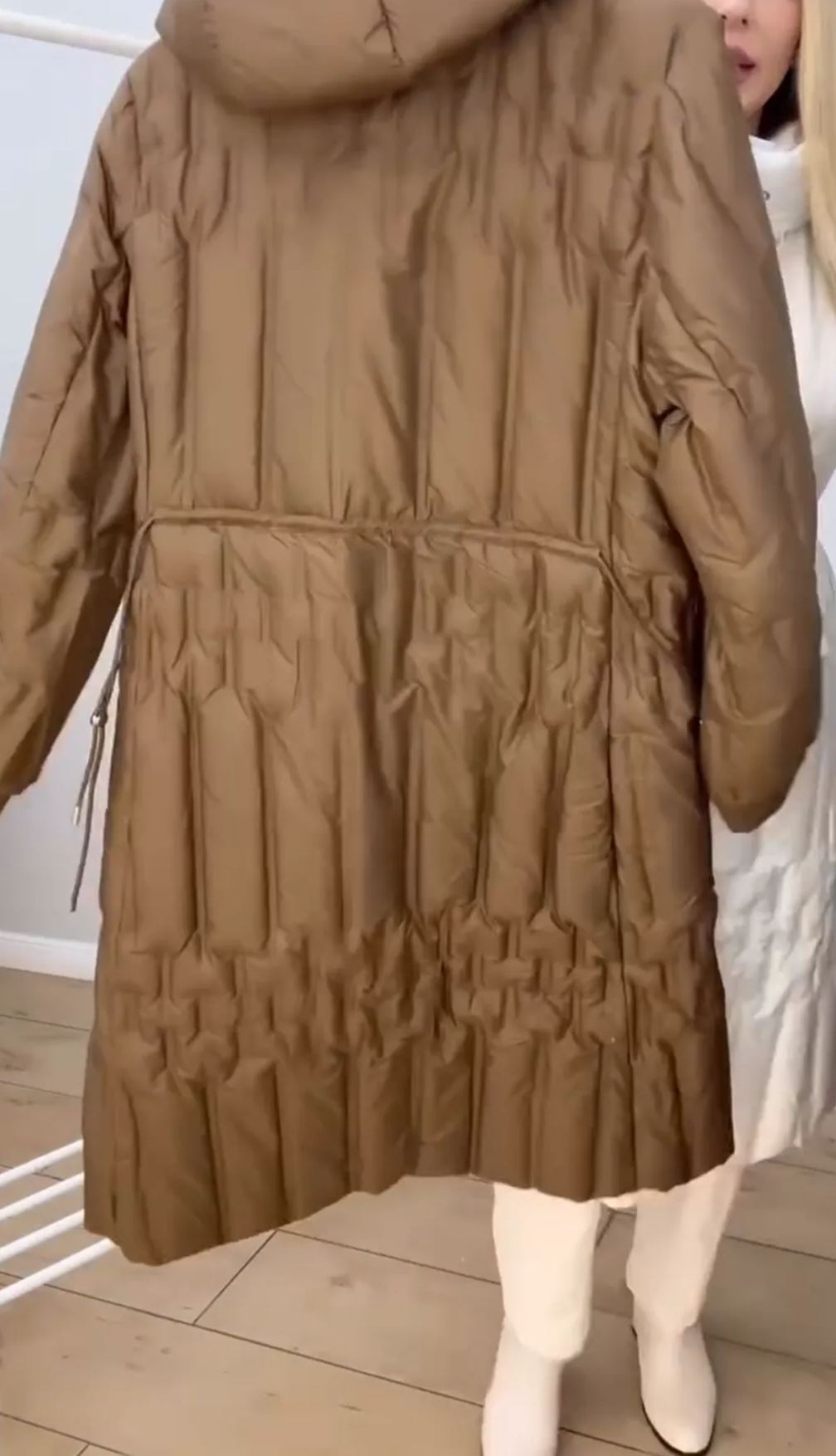 [Copy]Down jacket with faux fur collar