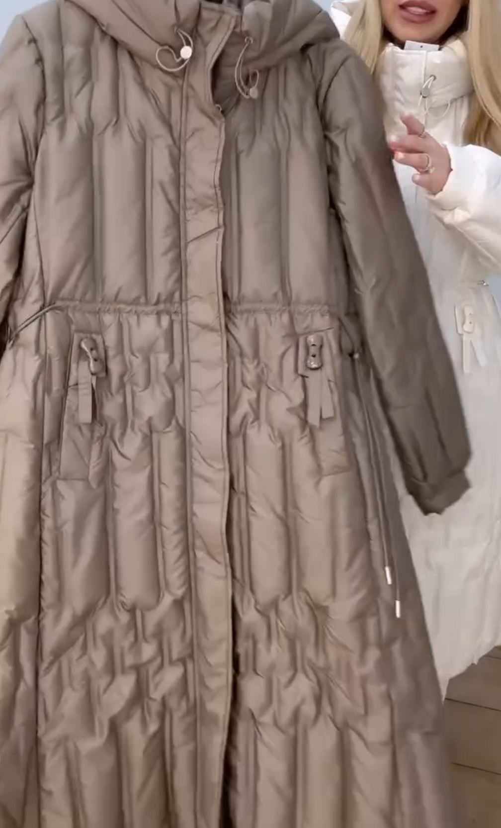 [Copy]Down jacket with faux fur collar