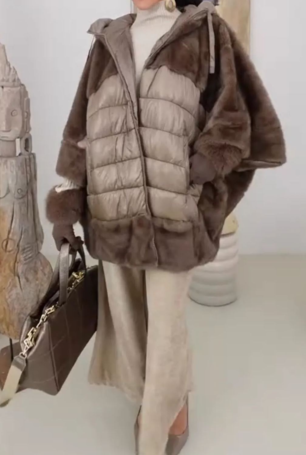 [Copy]Faux Fur Hooded Coat