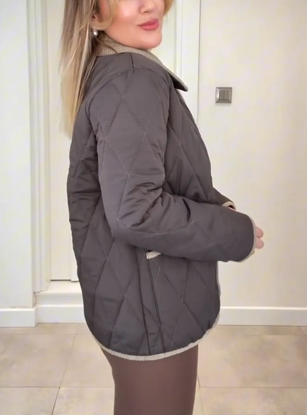 [Copy]Hooded quilted jacket