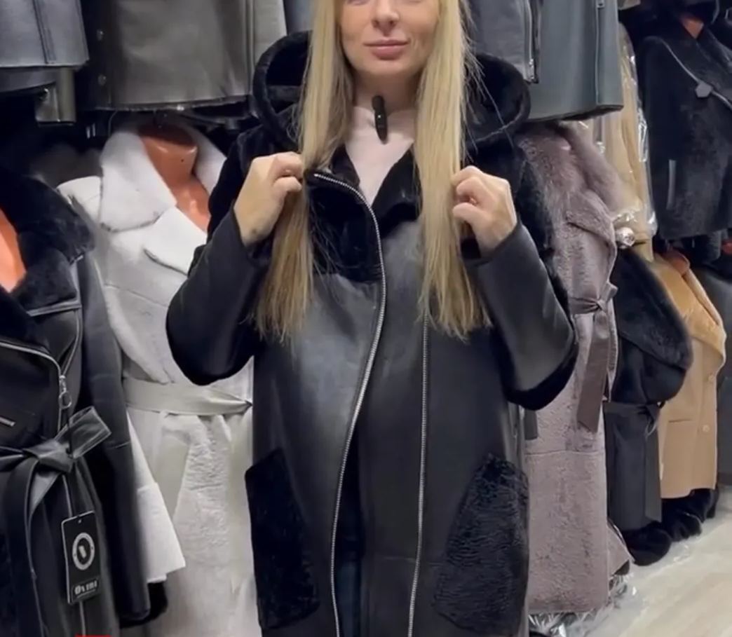 [Copy]Faux fur and monogrammed jacket
