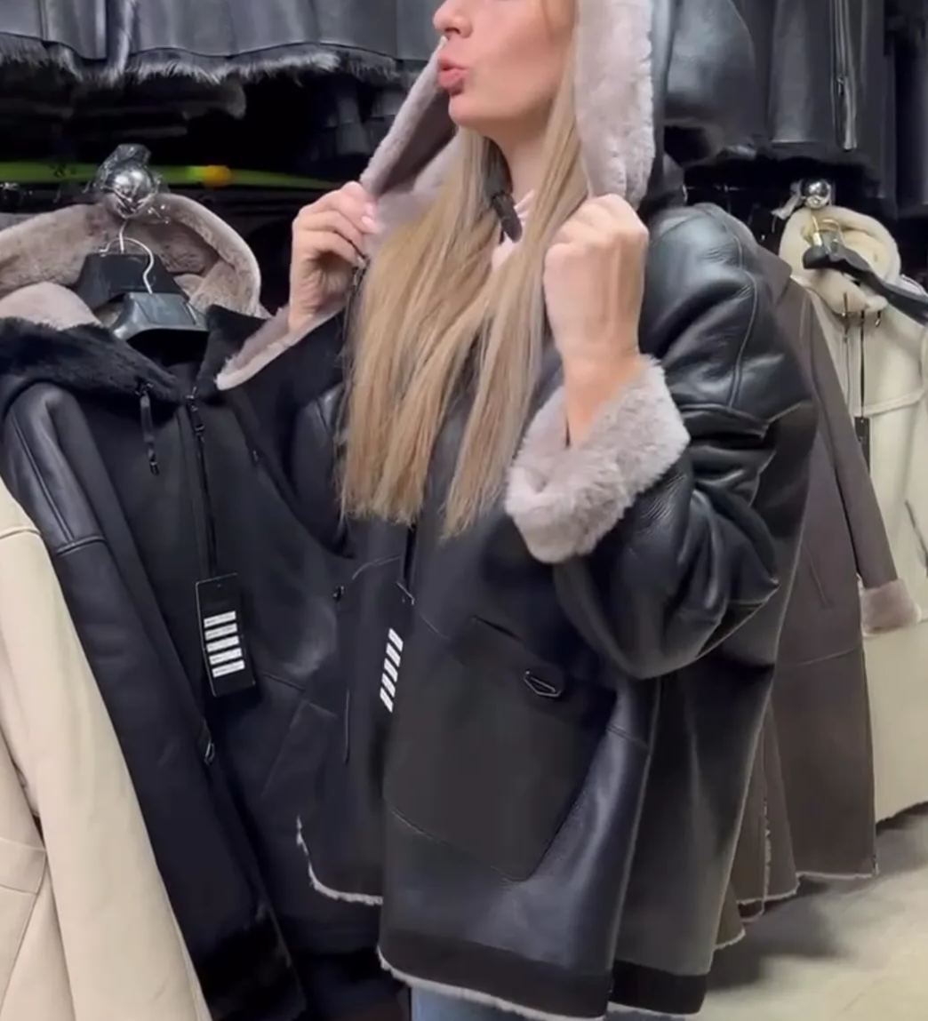 [Copy]Black Plus-Size Coat with Faux Fur & Faux Leather Panels