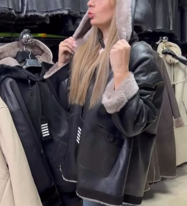 [Copy]Black Plus-Size Coat with Faux Fur & Faux Leather Panels
