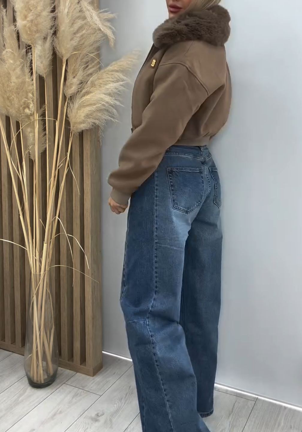 [Copy]Brown Layered Faux Fur Coat with Oversized Collar & Self-Tie Belt