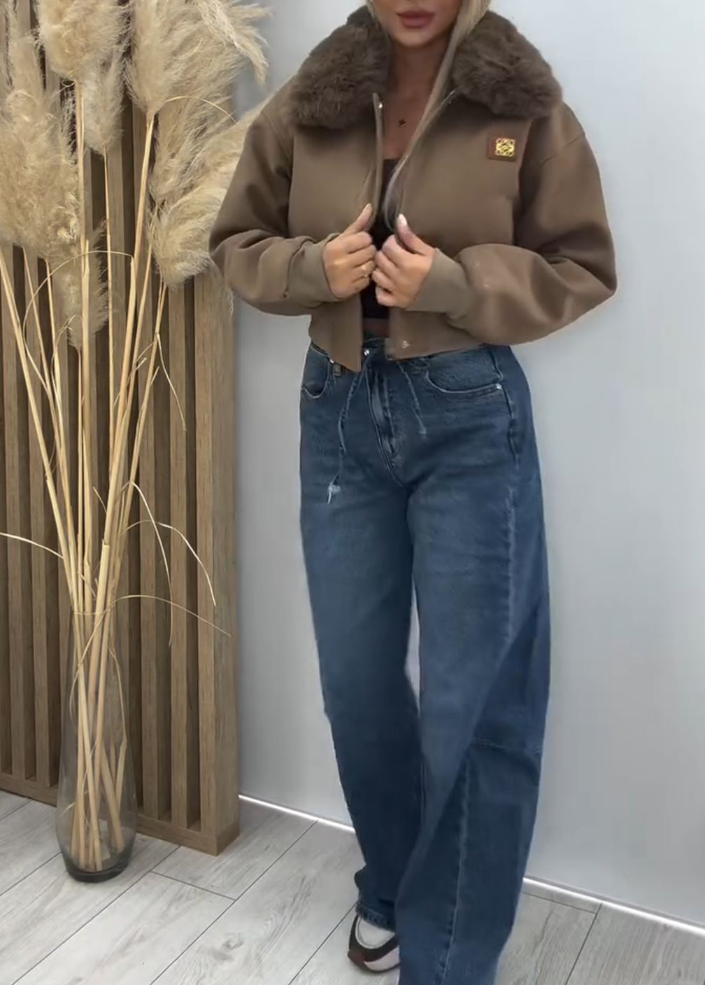 [Copy]Brown Layered Faux Fur Coat with Oversized Collar & Self-Tie Belt