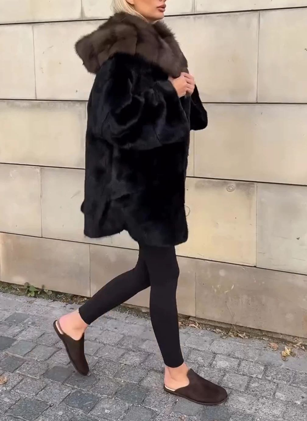 [Copy]Light Beige Faux Fur Coat with Oversized Fox Fur Collar & Self-Tie Belt