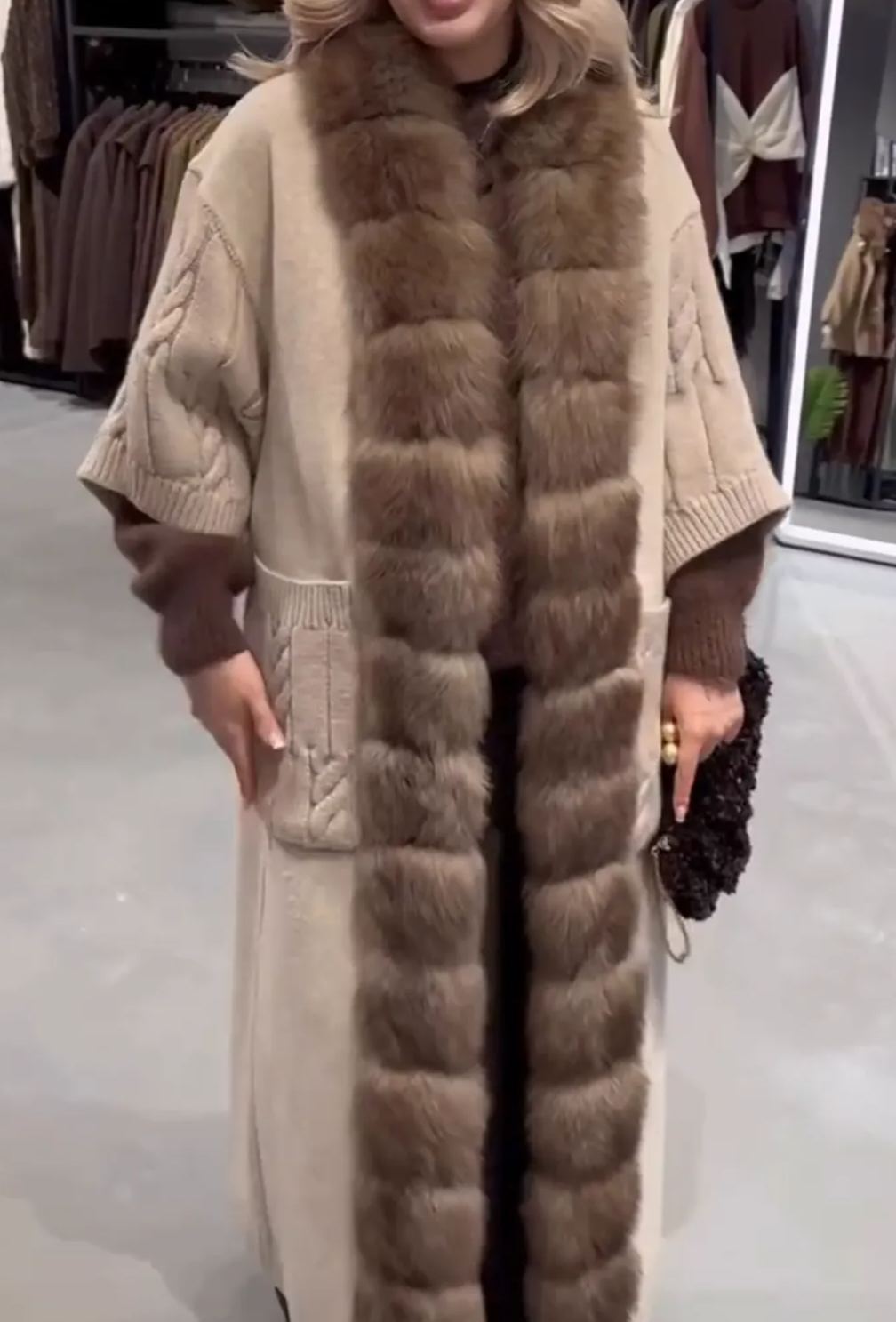 [Copy]Cow-Print Faux Fur Coat with Oversized Brown Fox Fur Collar