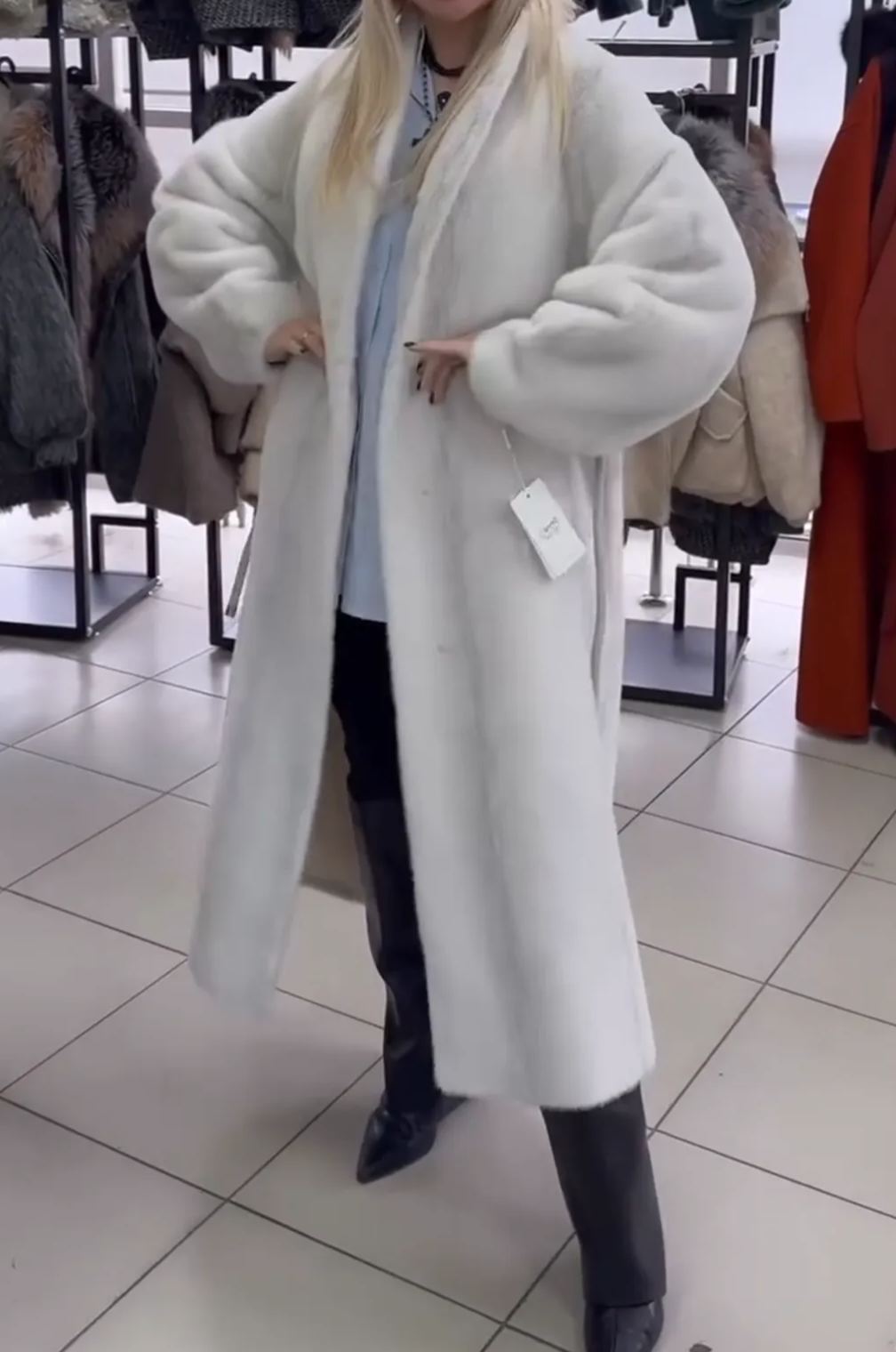 [Copy]Light Beige Cable-Knit Faux Fur Longline Coat
