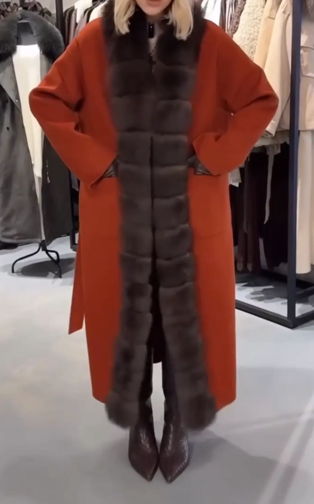 [Copy]Dark Brown Faux Fur Hooded Jacket (Oversized Silhouette)