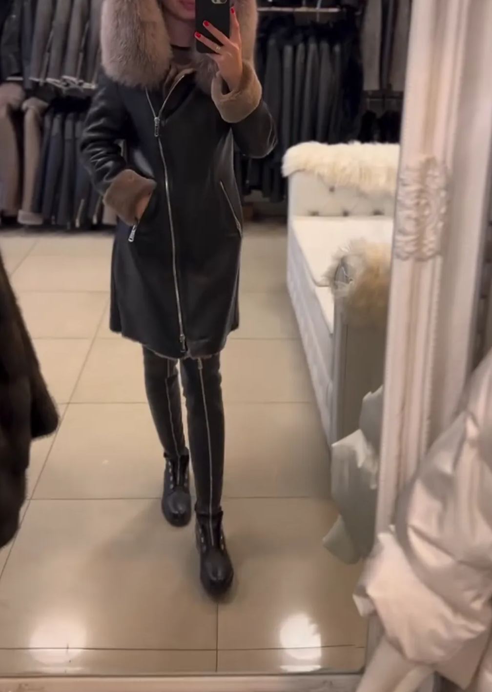 [Copy]White Faux Fur Longline Coat with Wide Lapel & Single Button Detail