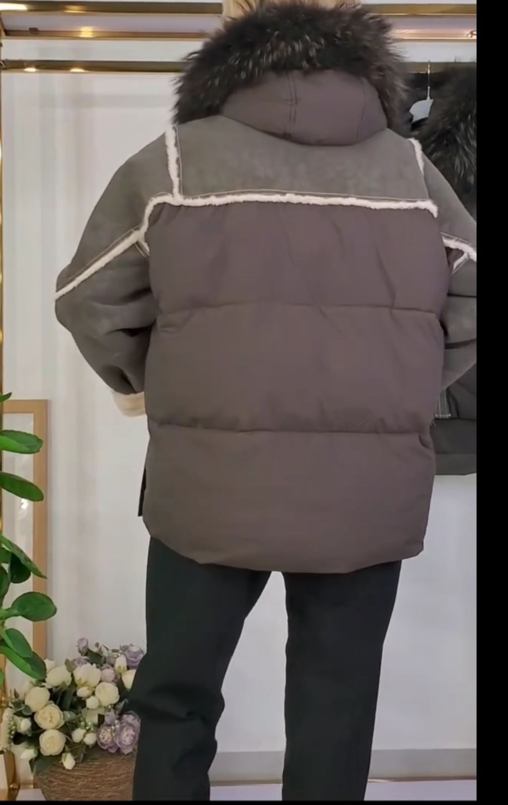 [Copy]Pale Silver Puffer Coat with Faux Fur Hood & Embroidered Crest/Bees Detail