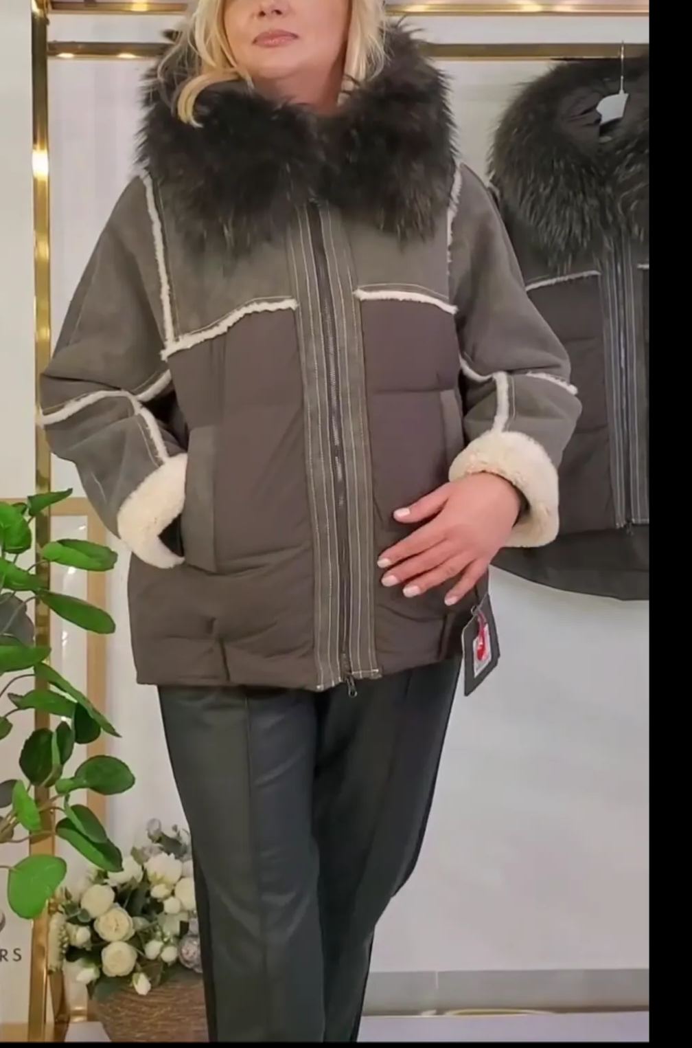 [Copy]Pale Silver Puffer Coat with Faux Fur Hood & Embroidered Crest/Bees Detail