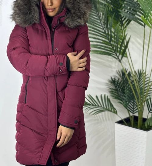 [Copy]Black quilted down jacket with oversized black faux fur hood