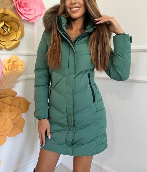 [Copy]Black quilted down jacket with oversized black faux fur hood