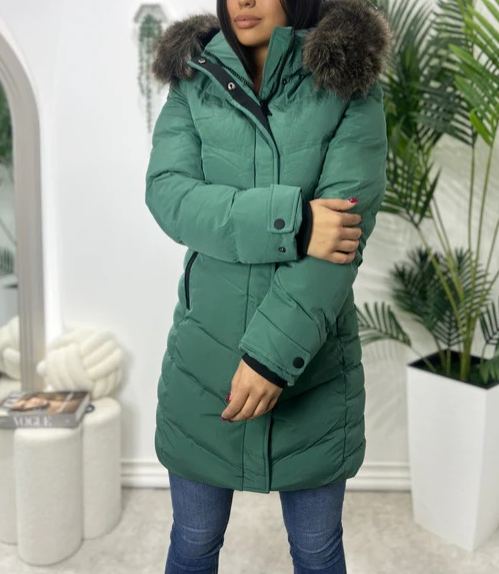 [Copy]Black quilted down jacket with oversized black faux fur hood