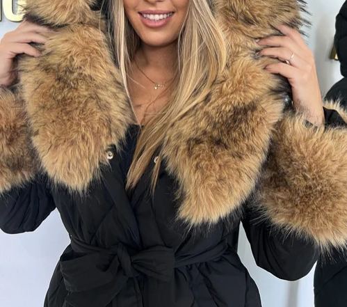 [Copy]Long down jacket with faux fur hood and adjustable cuffs