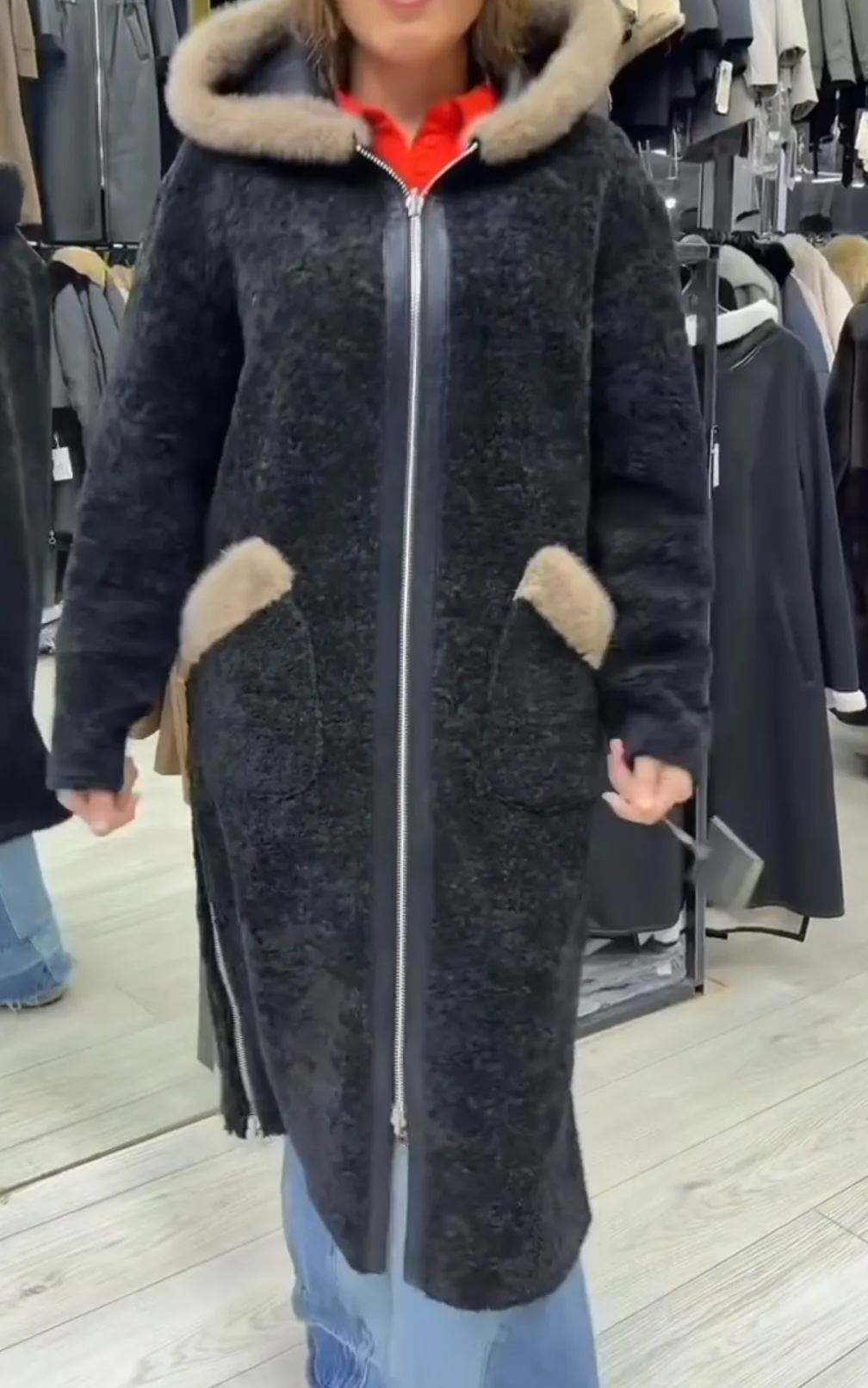 [Copy]Reversible Metallic Pattern & Teal Faux Fur Coat (Dual Texture + Longline Silhouette)