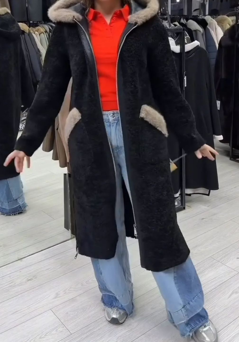 [Copy]Reversible Metallic Pattern & Teal Faux Fur Coat (Dual Texture + Longline Silhouette)