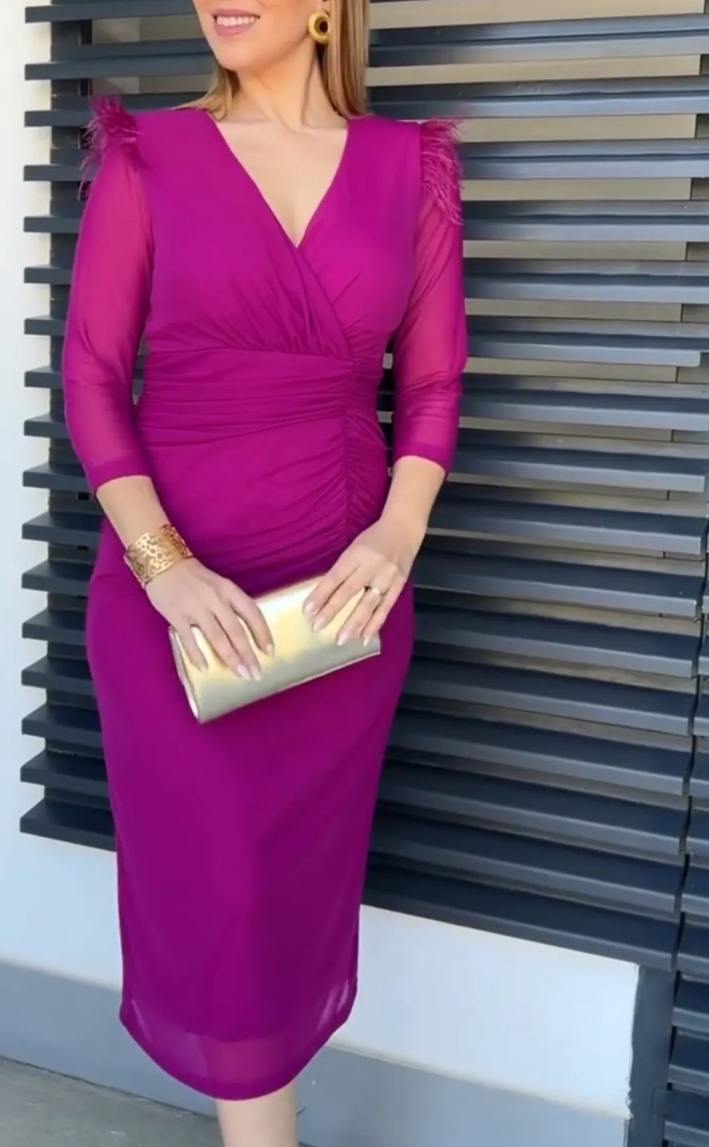 [Copy]Sage Green Tiered Fringe Midi Dress with Deep V-Neck & Sleeveless Design