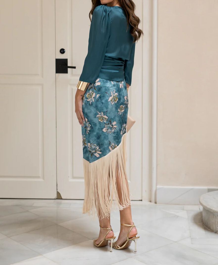 [Copy]Sky Blue Tiered Fringe Maxi Dress with Puffed Sleeves & Deep V-Neck