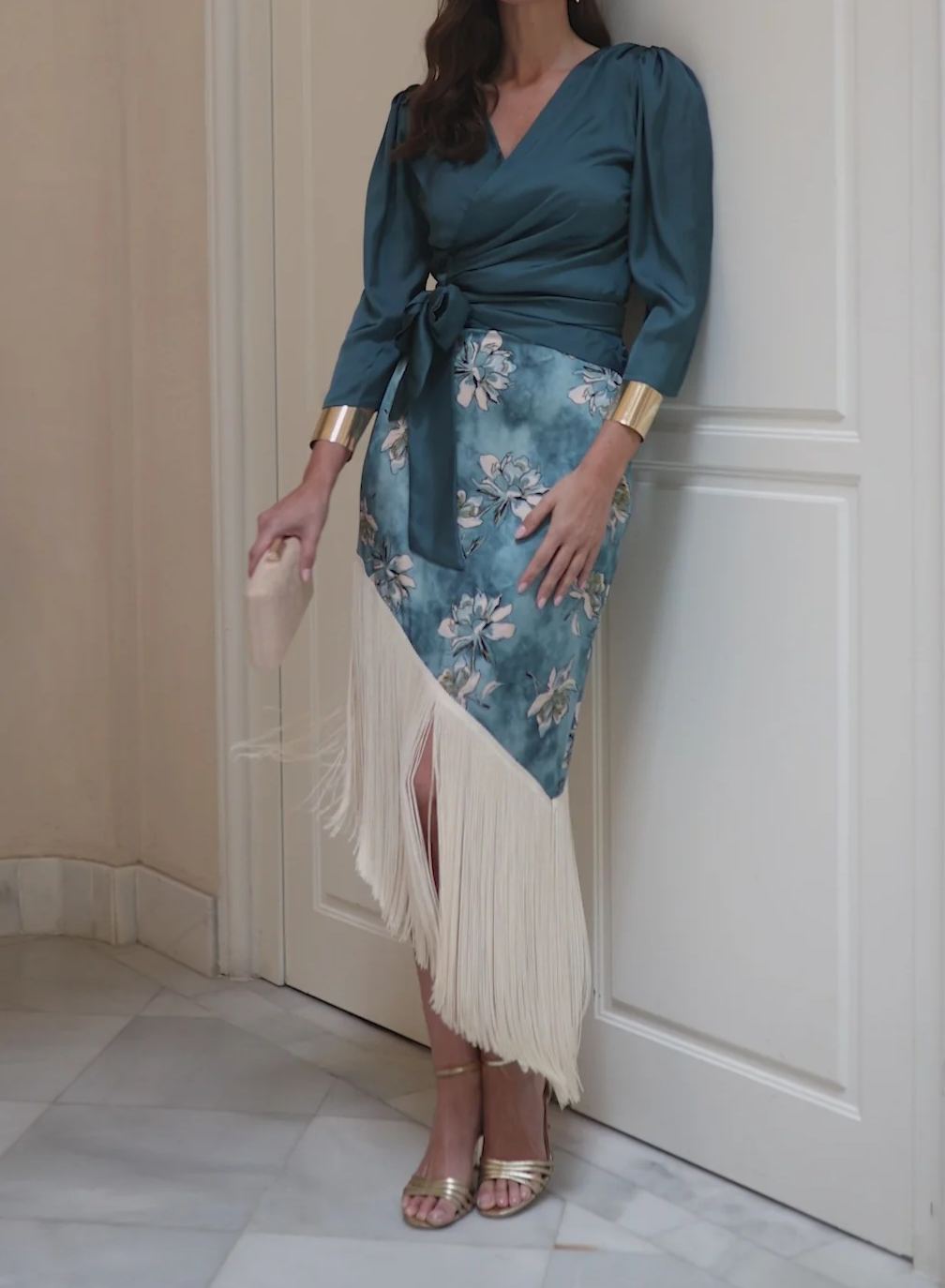 [Copy]Sky Blue Tiered Fringe Maxi Dress with Puffed Sleeves & Deep V-Neck