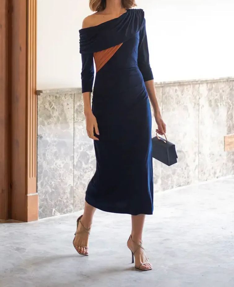 [Copy]Red V-Neck Midi Dress with Puffed Long Sleeves & Fitted Waist