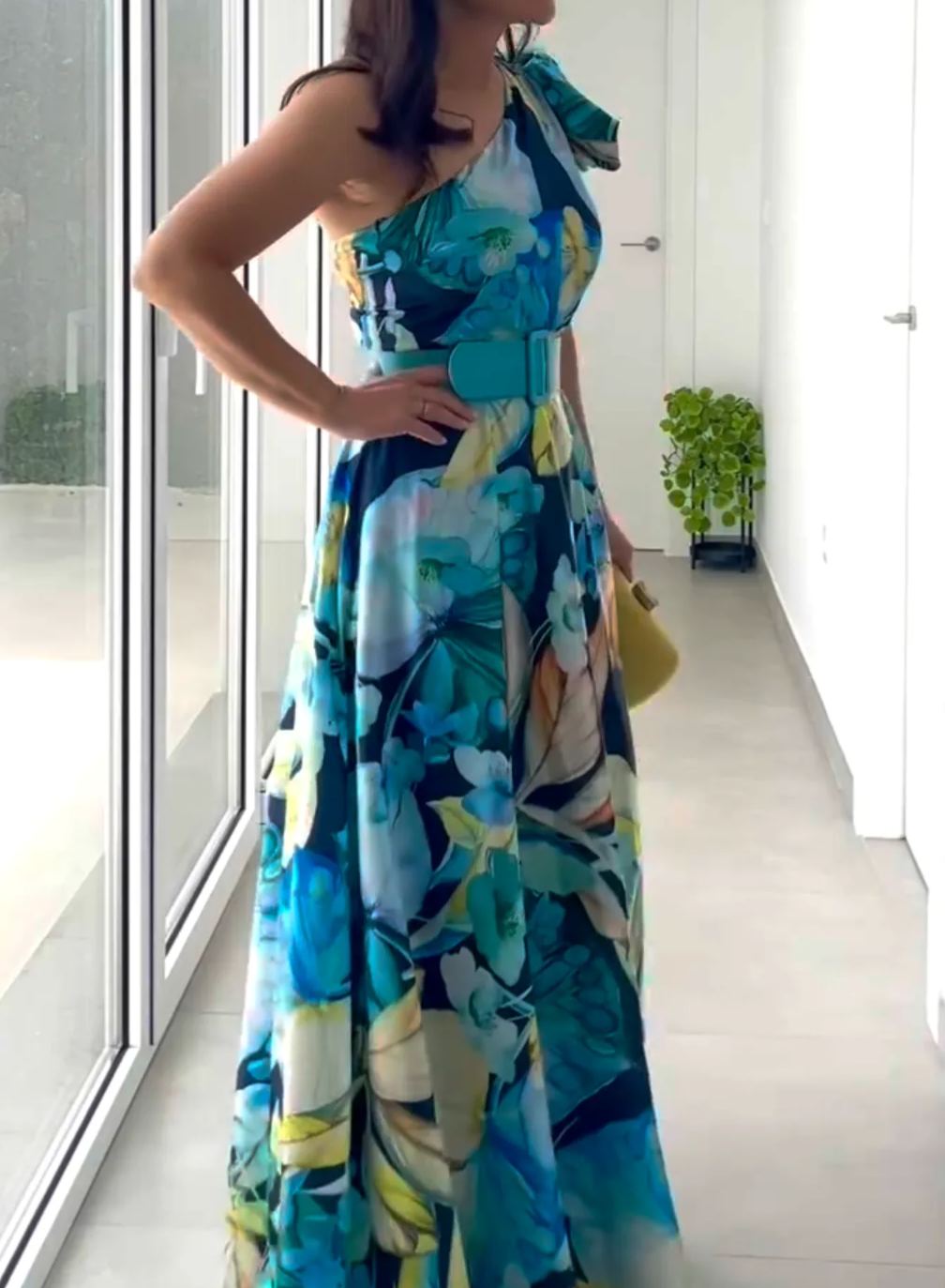[Copy]One-Shoulder Midi Dress with Ruched Waist & 3/4 Sleeves