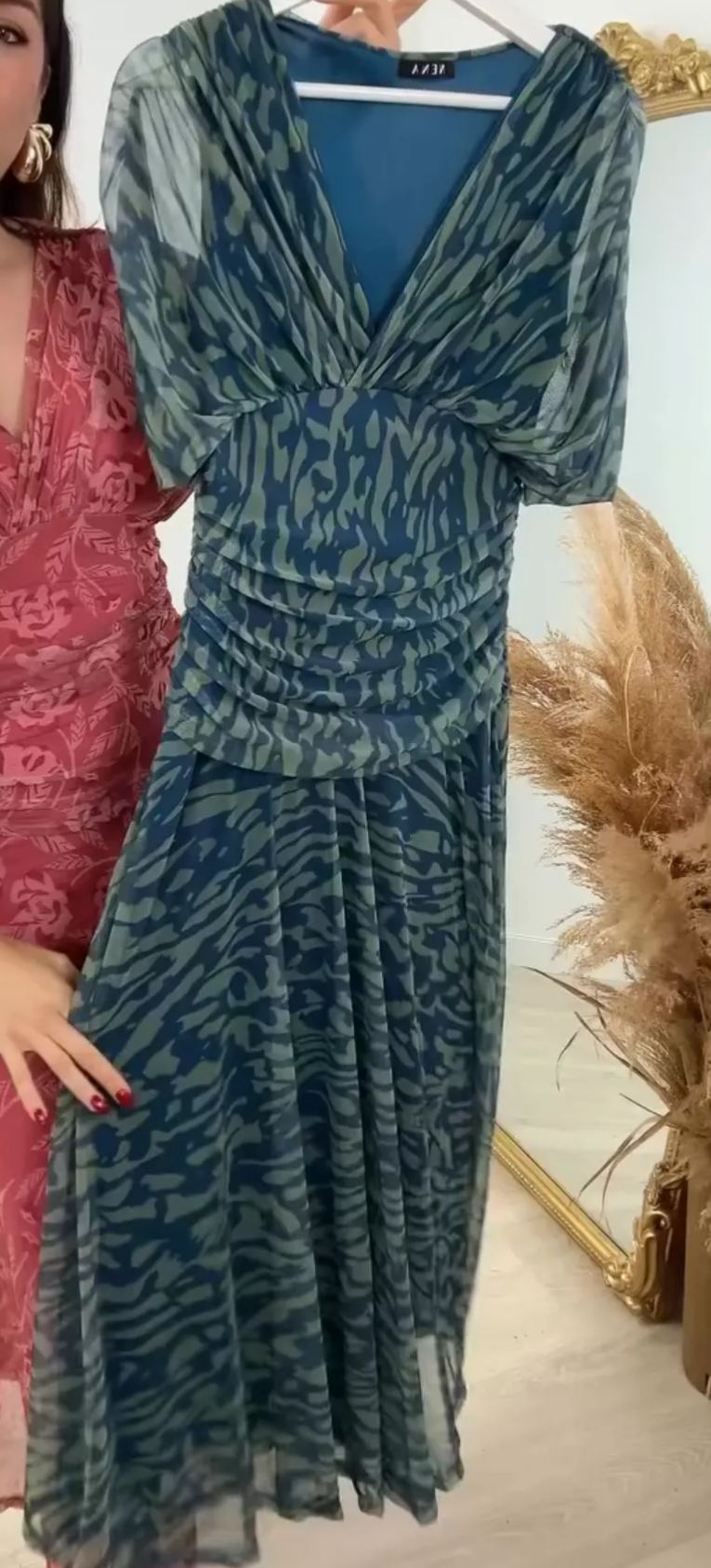 [Copy]Off-the-Shoulder Tiered Fringe Maxi Dress with 3/4 Sleeves