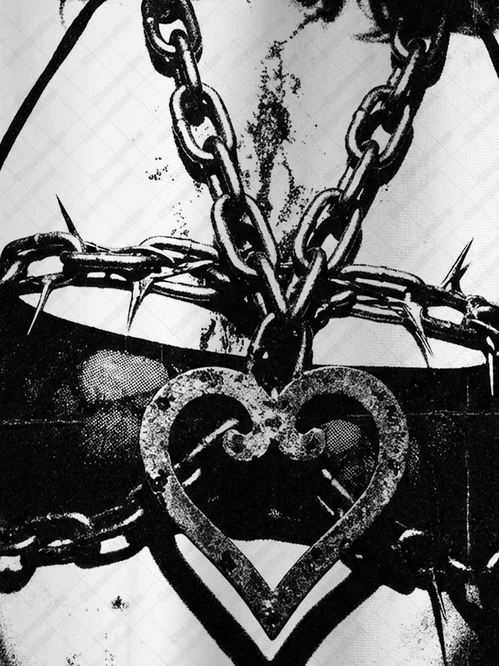 Chain Heart Graphic T-shirt