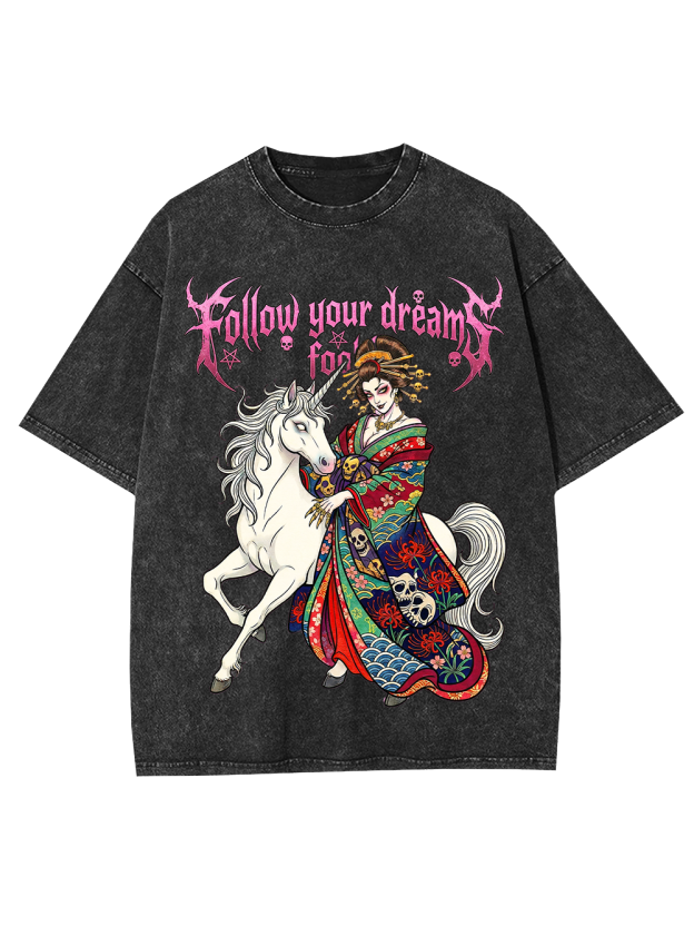 Dark Geisha on White Horse Washed Tshirt