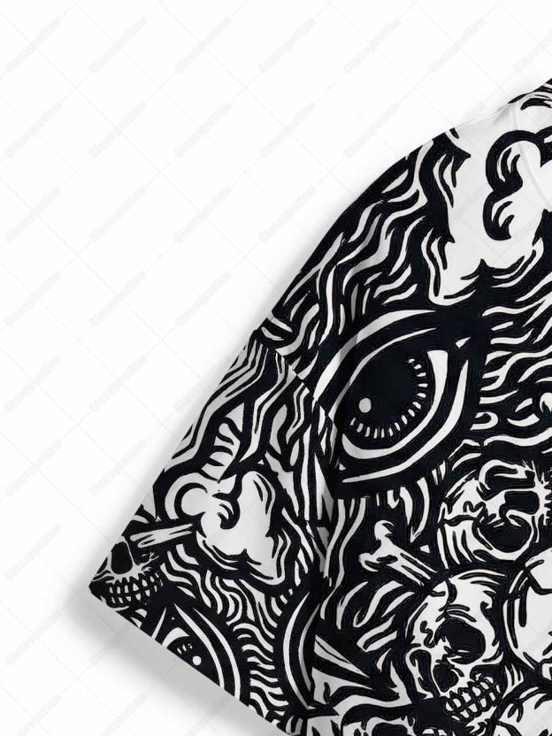 Skulls & Omens Graphic T-shirt