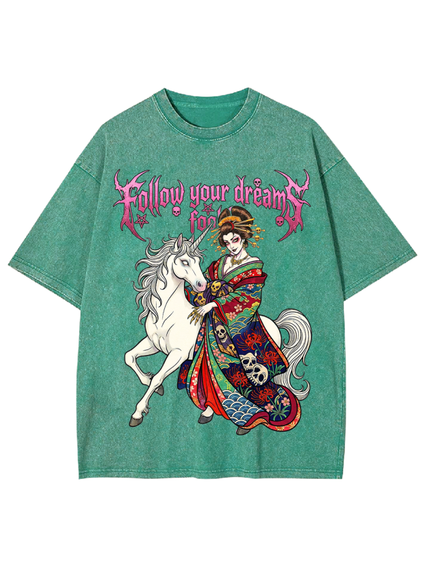 Dark Geisha on White Horse Washed Tshirt