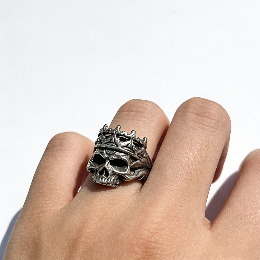Crown Skeleton Retro CLO Ring