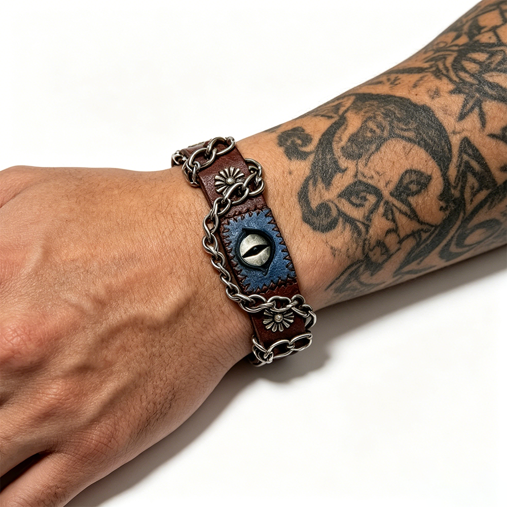 THE DEVIL'S EYE CLO Bracelet