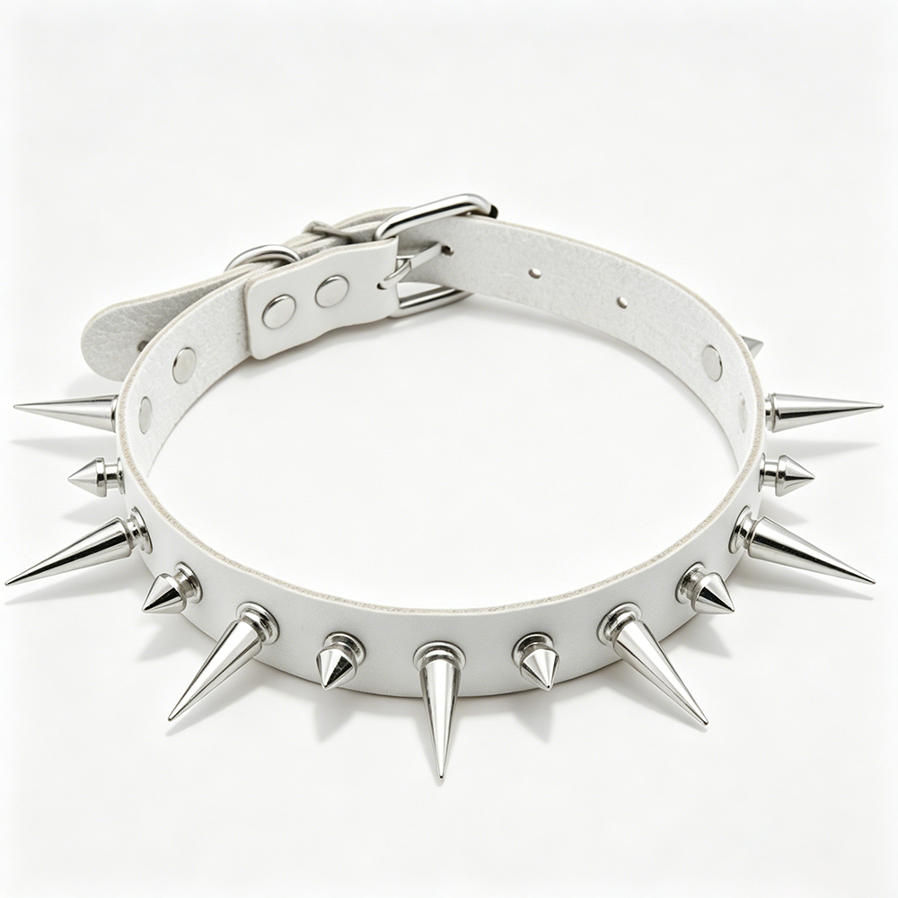 SPIKED LEATHER CLO NECKLACE