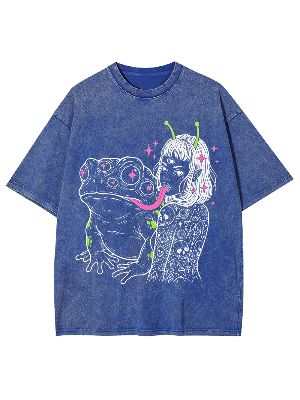 ALIEN GIRL AND MUTANT FROG TONGUE WASHED TSHIRT