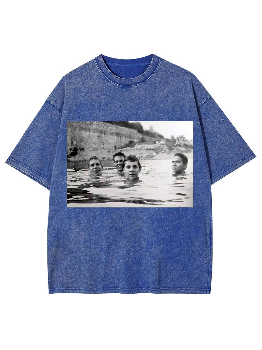Floating in Time Washed Tshirt