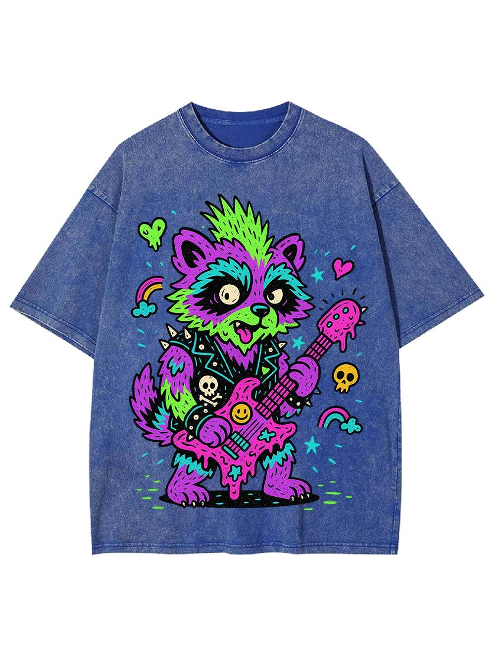 trippy raccoon Washed Tshirt